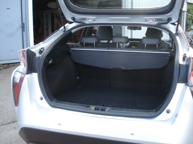 Toyota Prius + 1.8 VVT-i Hybrid Lounge CVT