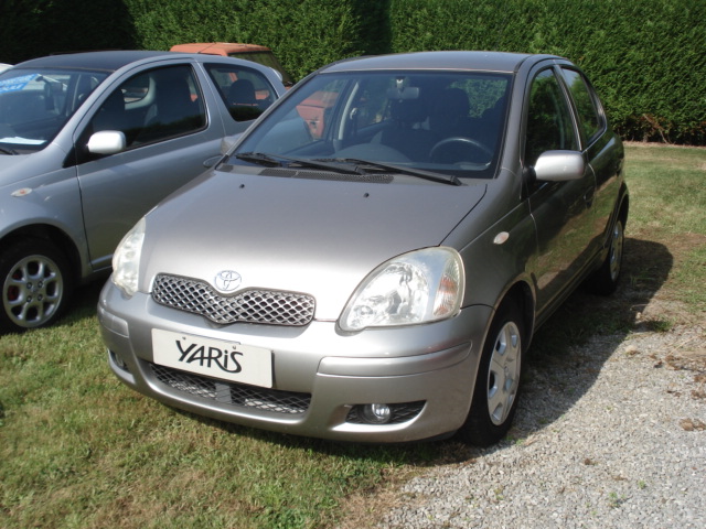 Toyota Yaris 5 portes linéa luna