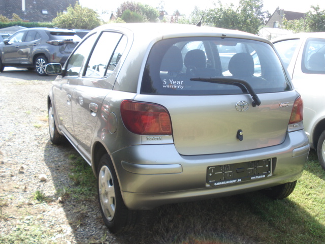 Toyota Yaris 5 portes linéa luna