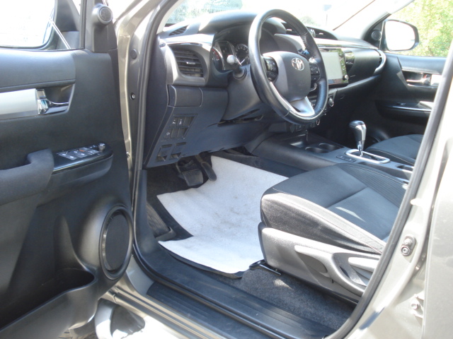Toyota HILUX 2.8 D4D double cabine *automatique