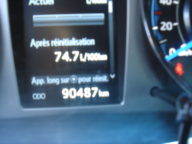 Toyota HILUX 2.8 D4D DOUBLE CABINE AUTOMATIQUE 